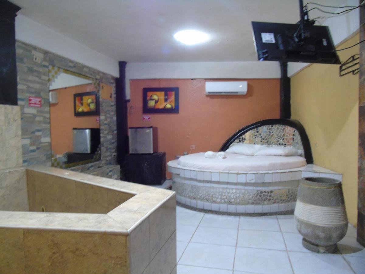 Hotel Imperial Guayaquil Exterior photo