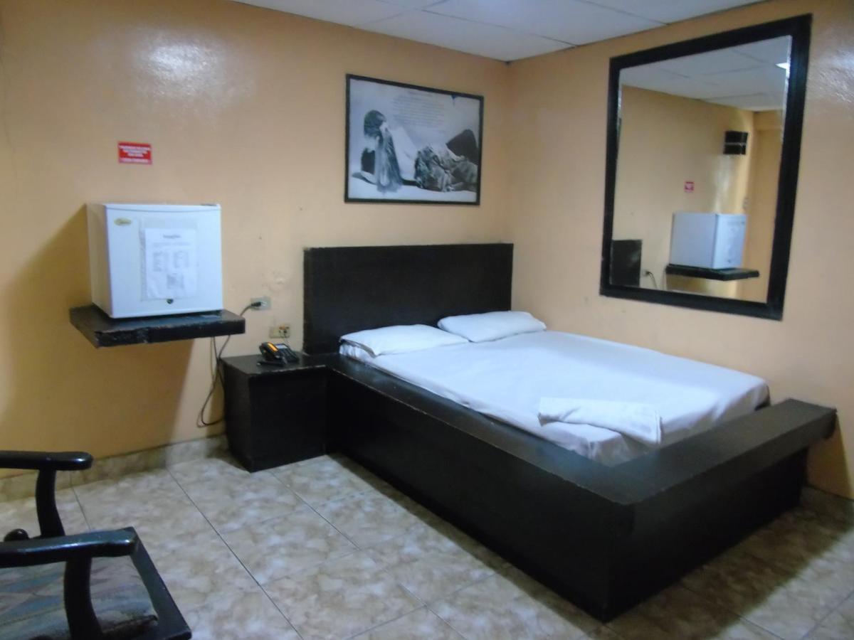 Hotel Imperial Guayaquil Exterior photo